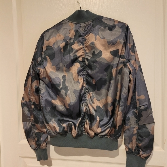 #136 Top Shop Jacket - Picture 4 of 4